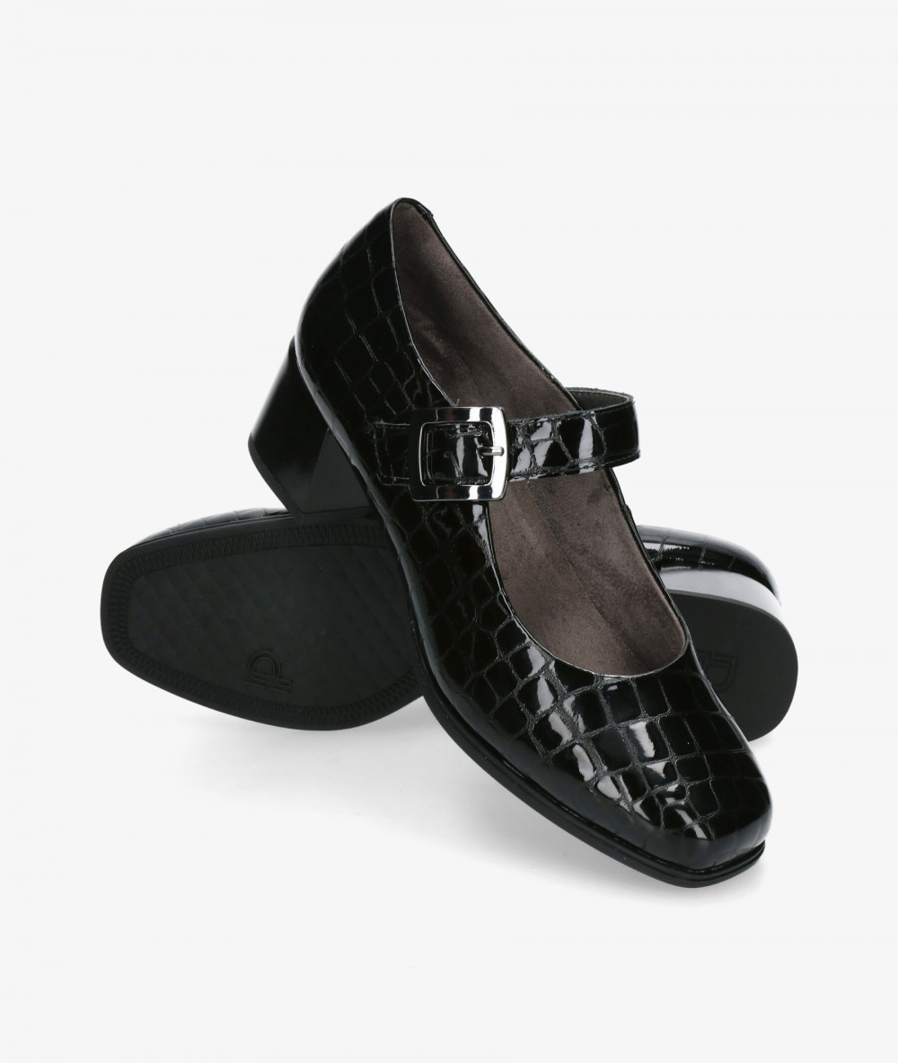 Pitillos Dress medium heel shoes 10821 in black patent leather Pitillos Dress medium heel shoes 10821 in black patent leather
