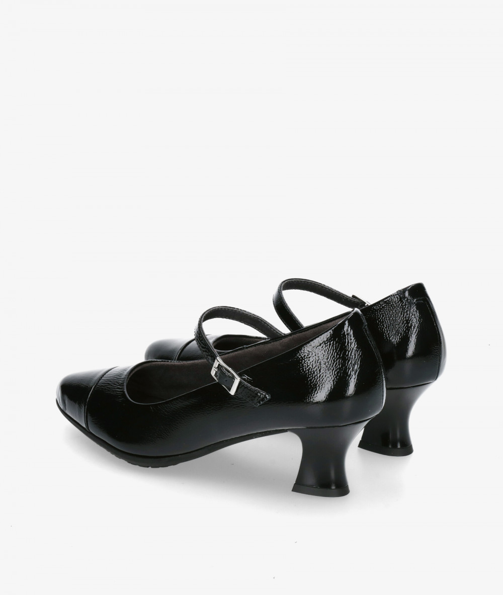 Pitillos Dress medium heel shoes 10851 in black patent leather Pitillos Dress medium heel shoes 10851 in black patent leather