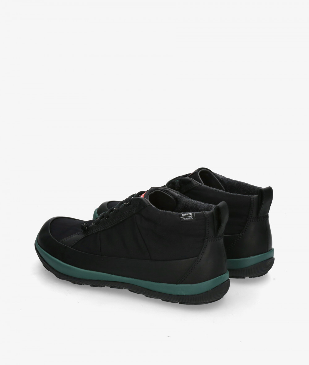 Botas Camper  K300417 en negro