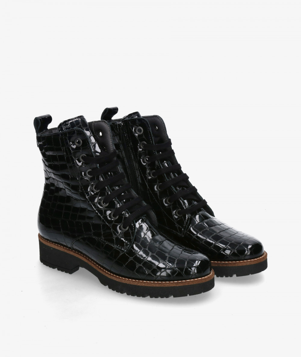 Botines Pitillos  10774 en charol negro Botines Pitillos  10774 en charol negro