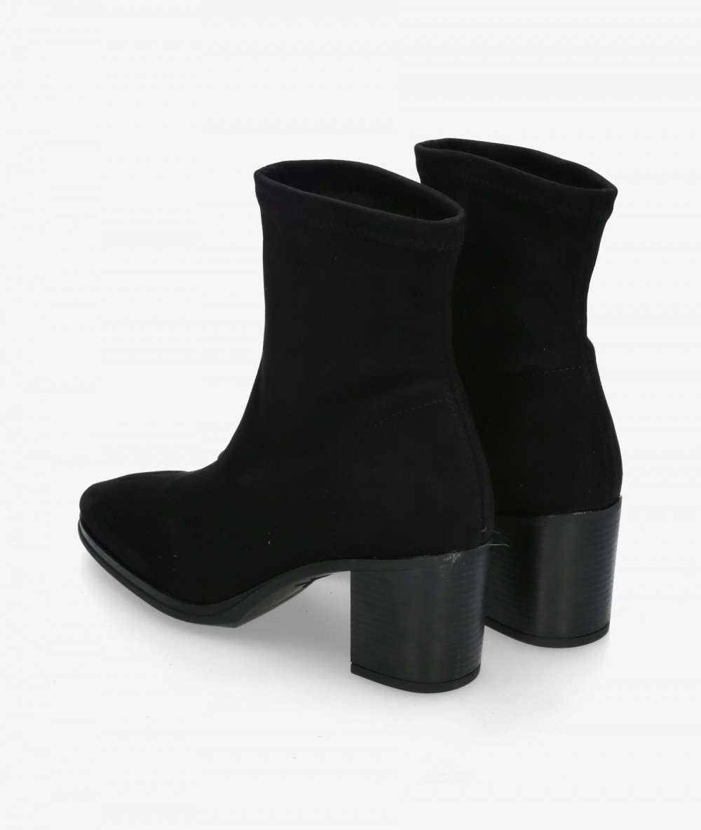 Botines pabloochoa.shoes  78200 en negro Botines pabloochoa.shoes  78200 en negro