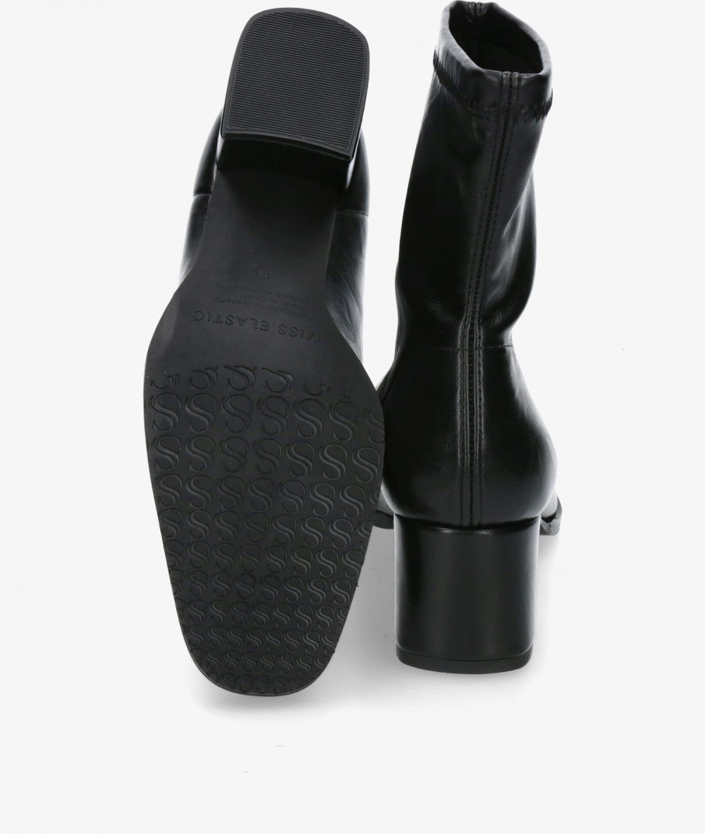 Botines pabloochoa.shoes  78330 en negro Botines pabloochoa.shoes  78330 en negro