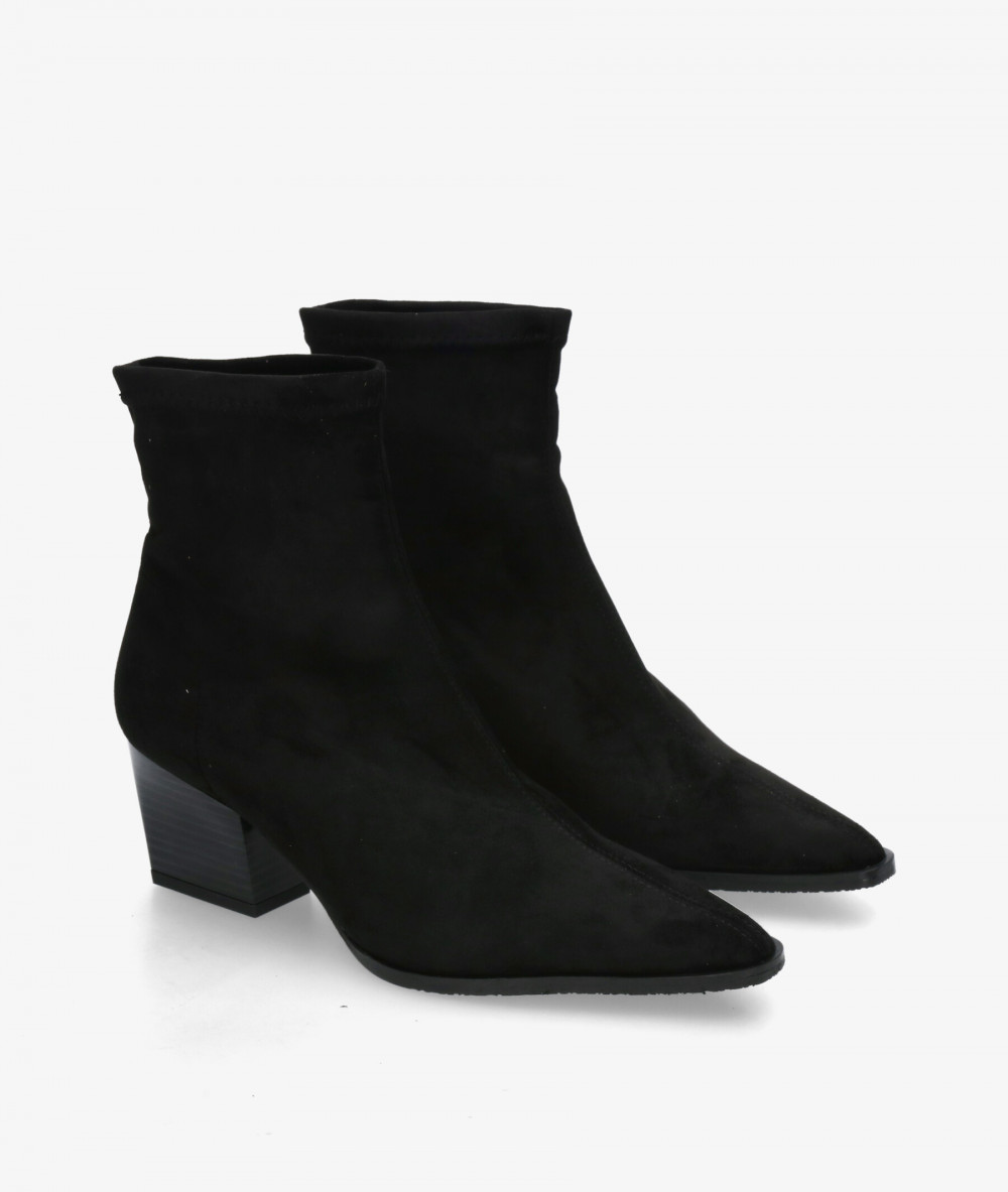 Botines pabloochoa.shoes  78151 en negro Botines pabloochoa.shoes  78151 en negro
