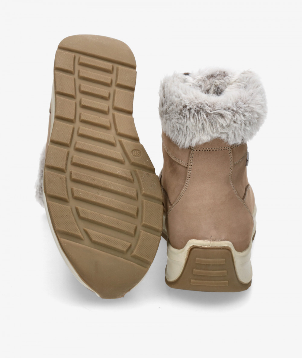 Botines St. Gallen SOFI-04 en nobuck piedra