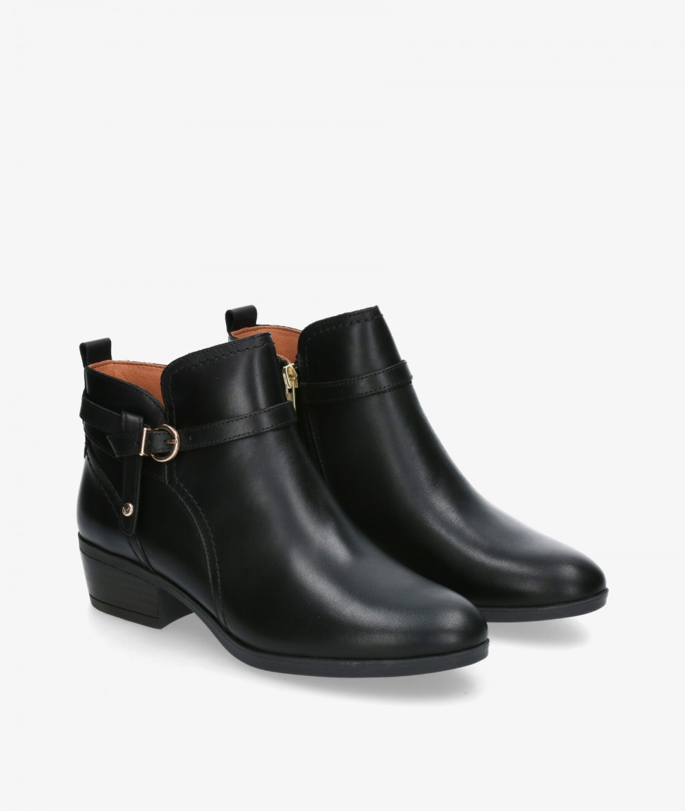 Botines Pikolinos W1U-8901 en negro