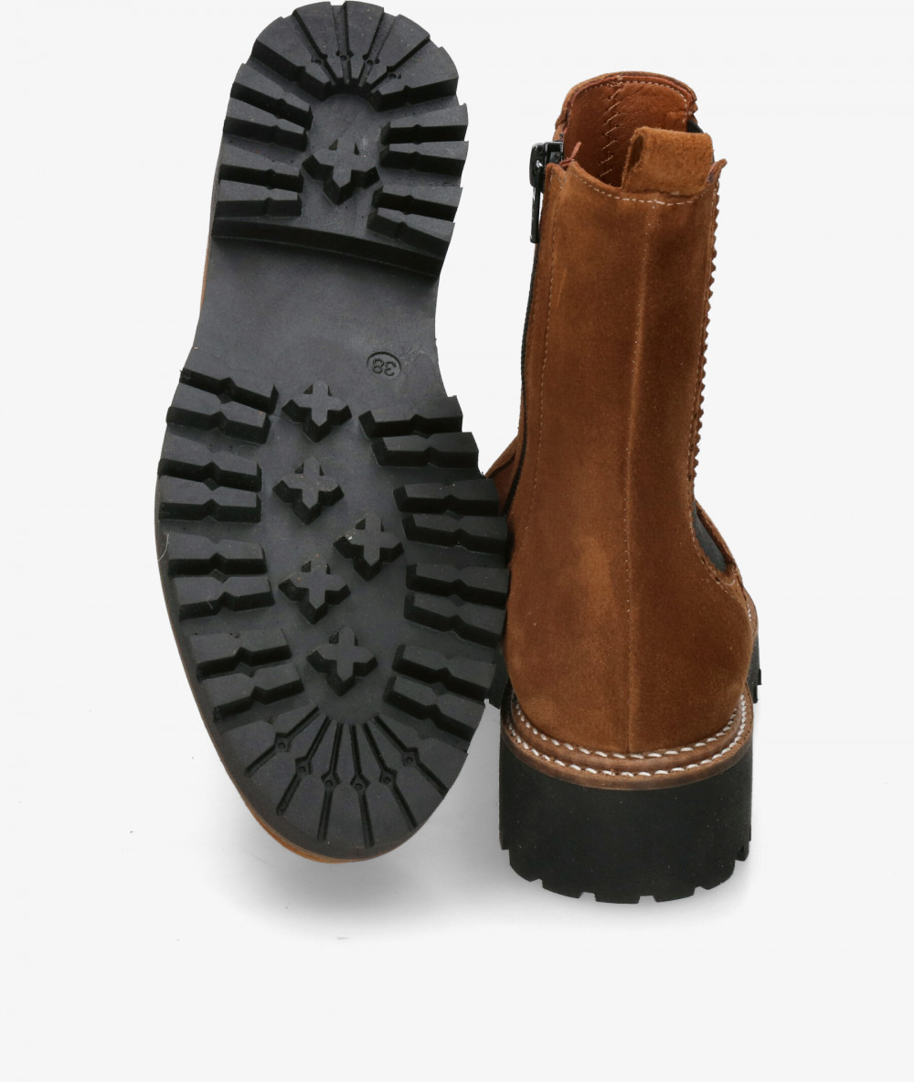 Botines Bryan  4328-R en serraje cuero