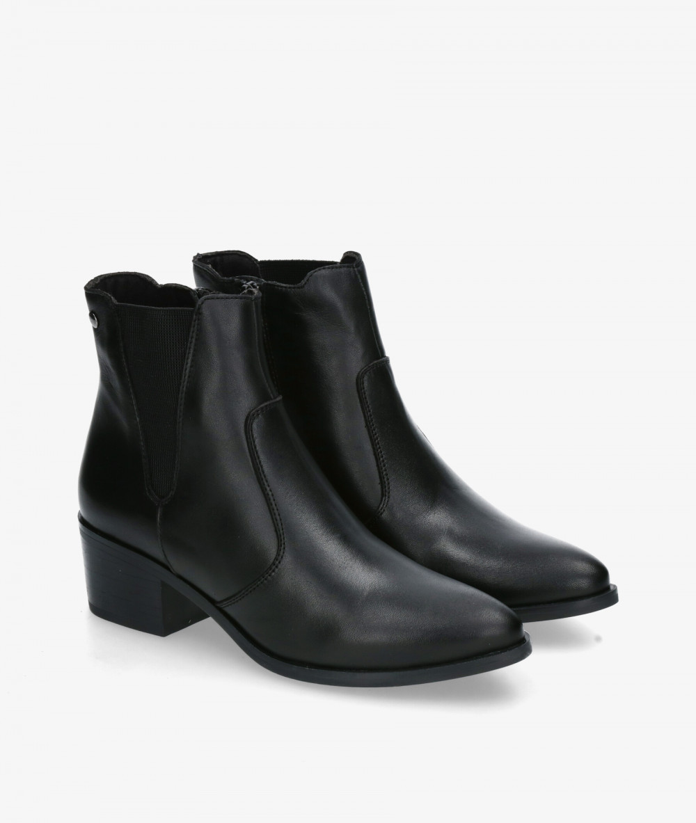Botines pabloochoa.shoes  3055 en negro
