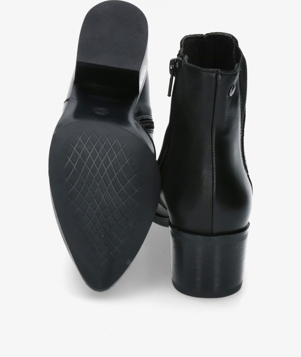 Botines pabloochoa.shoes  3055 en negro