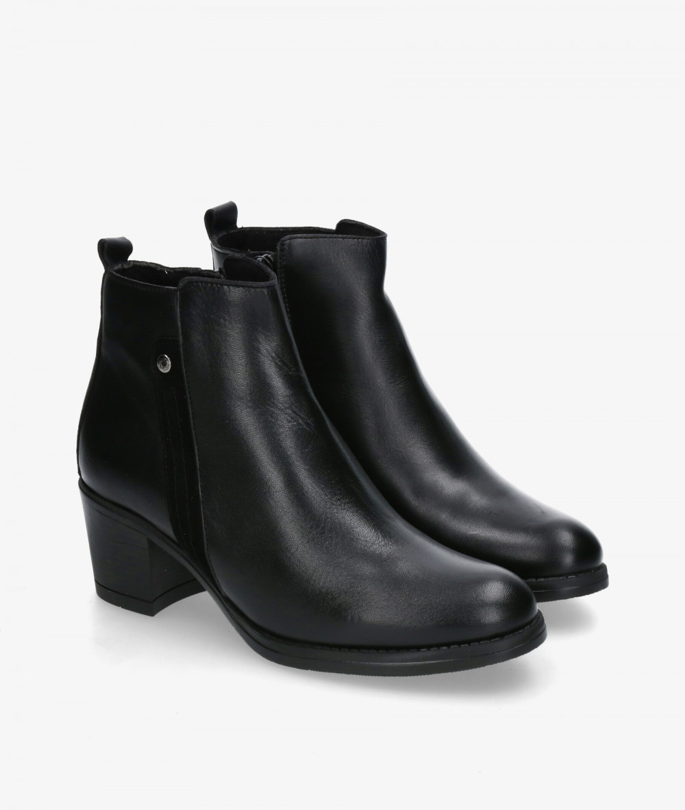 Botines pabloochoa.shoes  8819 en negro