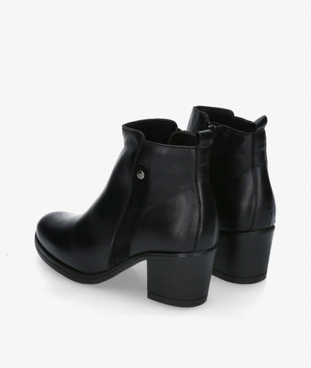 Botines pabloochoa.shoes  8819 en negro