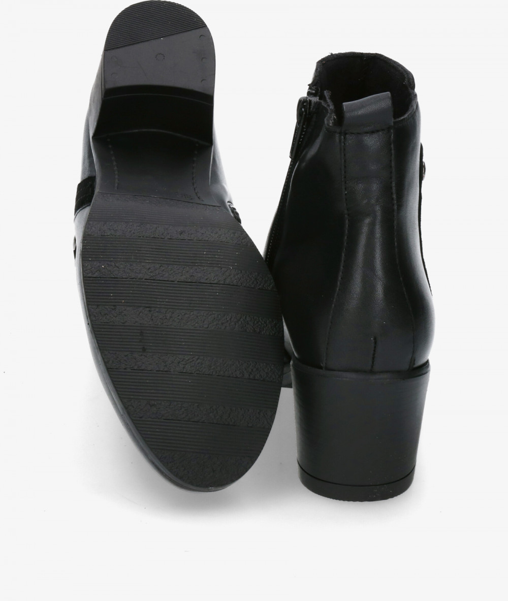 Botines pabloochoa.shoes  8819 en negro