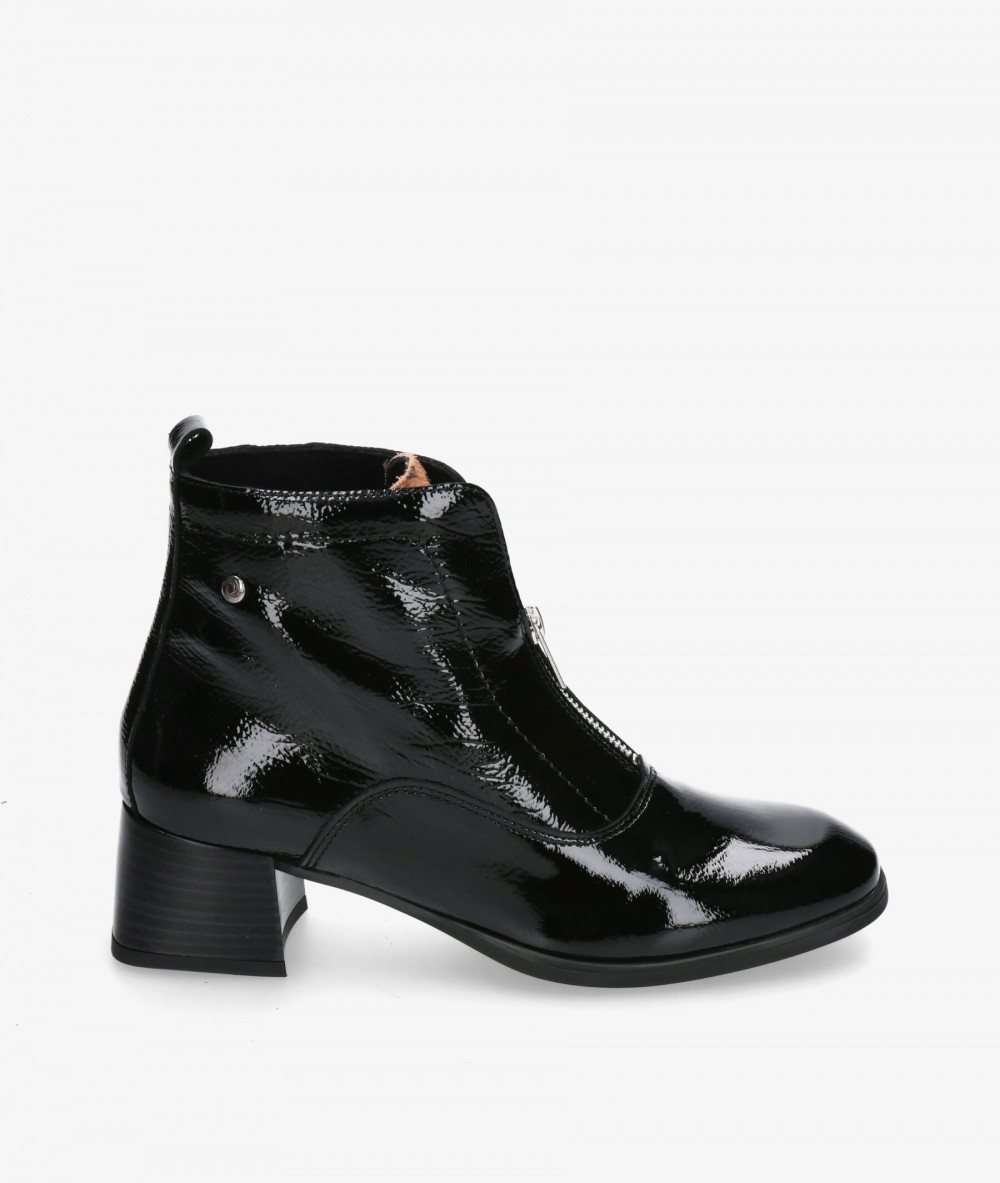 Botines pabloochoa.shoes  4463 en charol negro