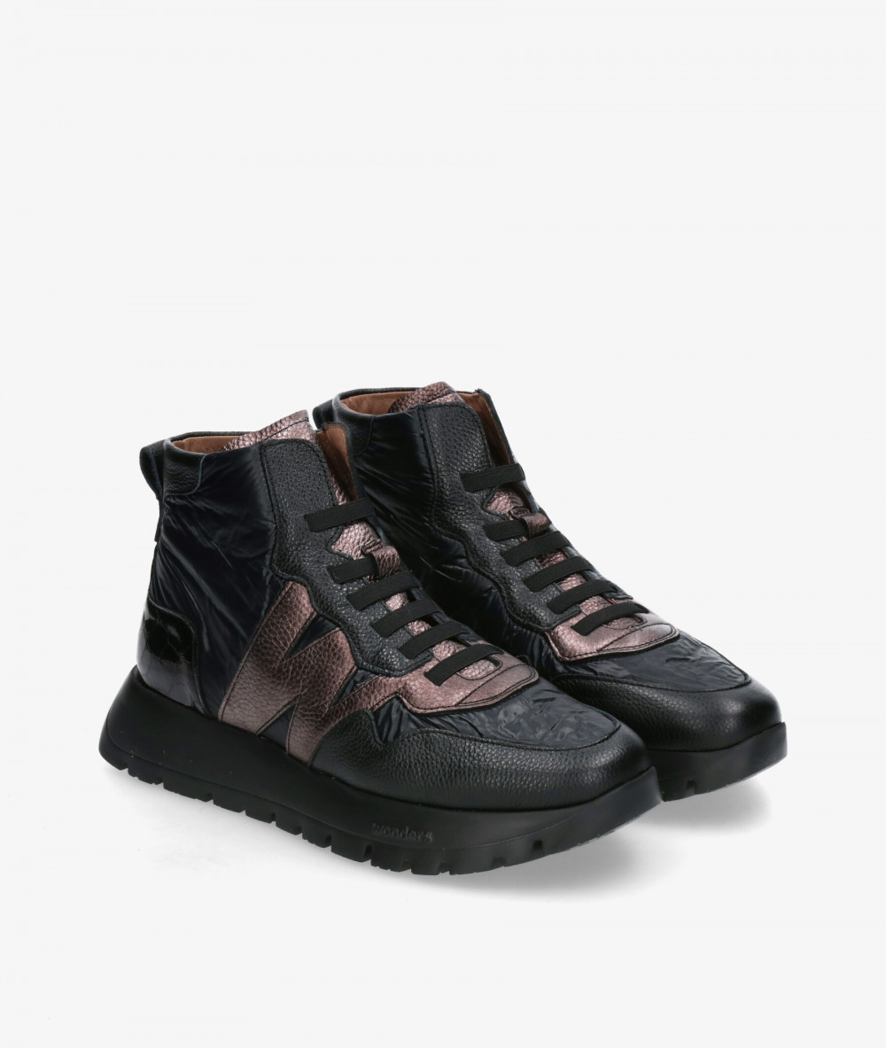 Deportivos Wonders  A-2493 en negro