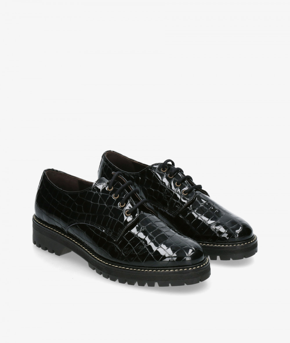 Kénnebec Oxford shoes 684 in black patent leather Kénnebec Oxford shoes 684 in black patent leather