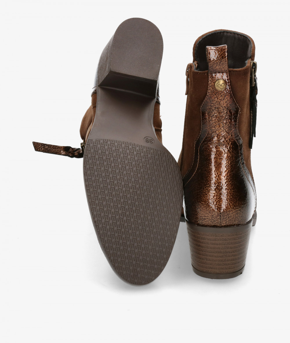 Botines Amarpies 29504 en marrón Botines Amarpies 29504 en marrón