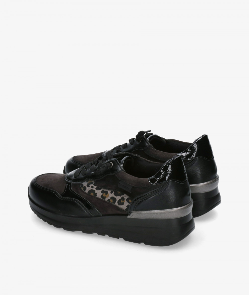 Deportivos Amarpies 29394 en negro Deportivos Amarpies 29394 en negro