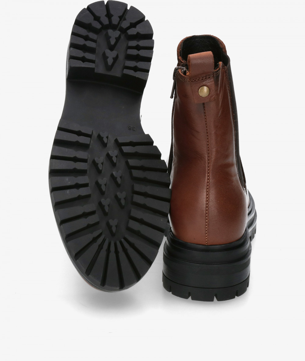 Botines Traveris  B-3503-A en cuero