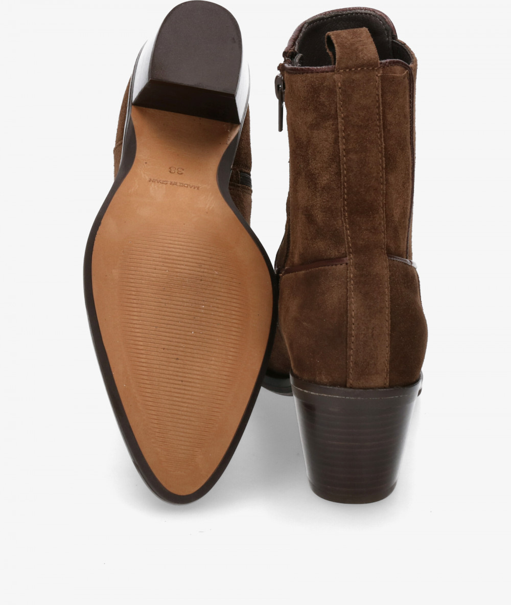 Botines Alpe  5213 en serraje marrón