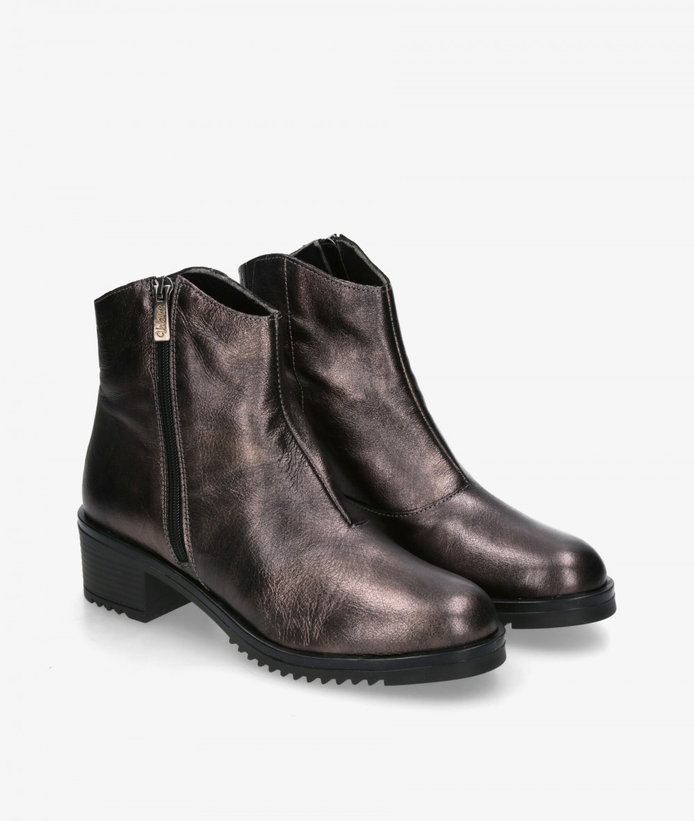 Botines Valeria´s  2328 en plomo