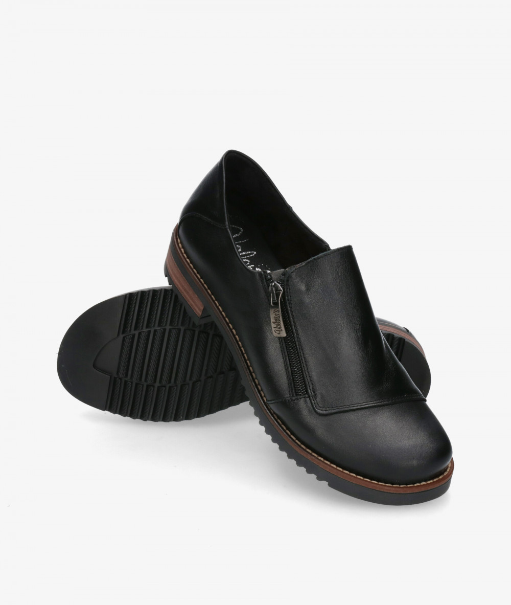 Zapatos planos Valeria´s 2301 en negro