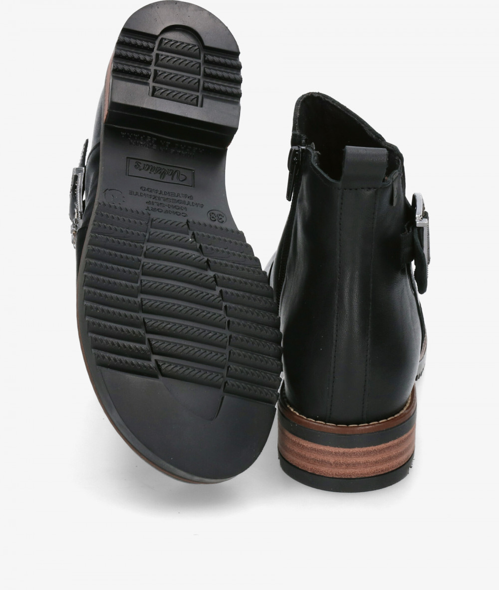 Botines Valeria´s 2305 en negro