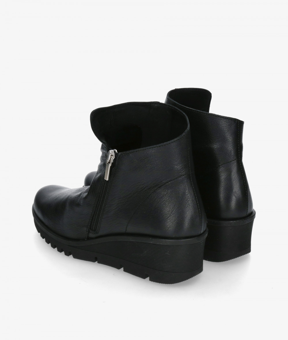 Botines pabloochoa.shoes MIA 10 en negro