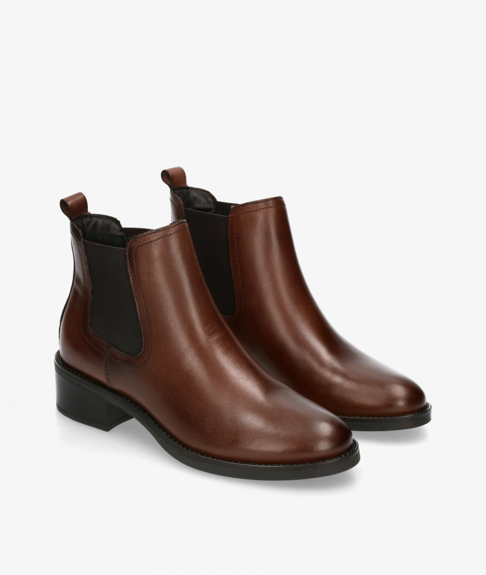 Botines Traveris LOR42-2741 en líbano