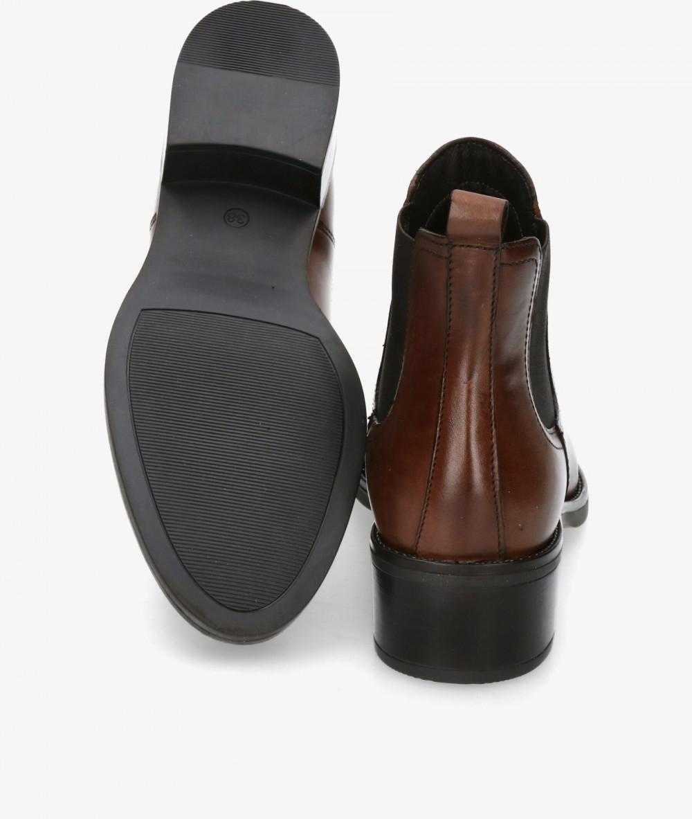 Botines Traveris LOR42-2741 en líbano