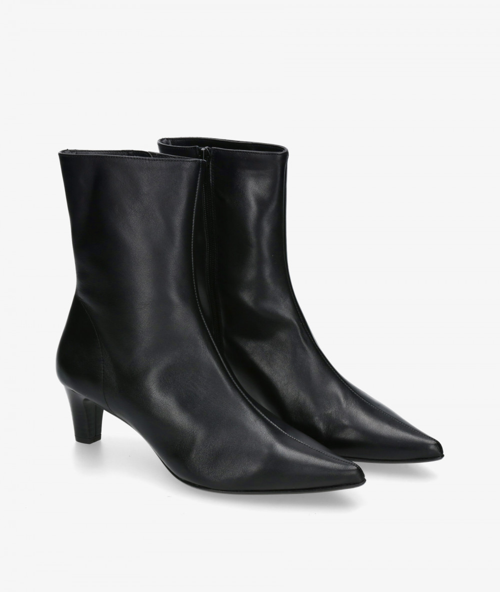 Botines bloom&you  CATA en negro