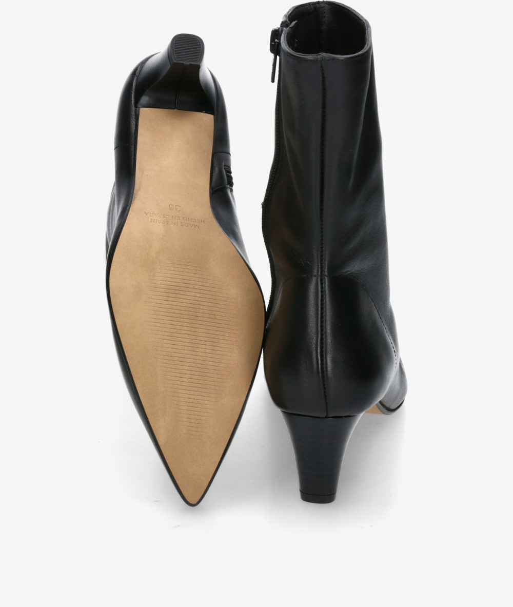 Botines bloom&you  CATA en negro