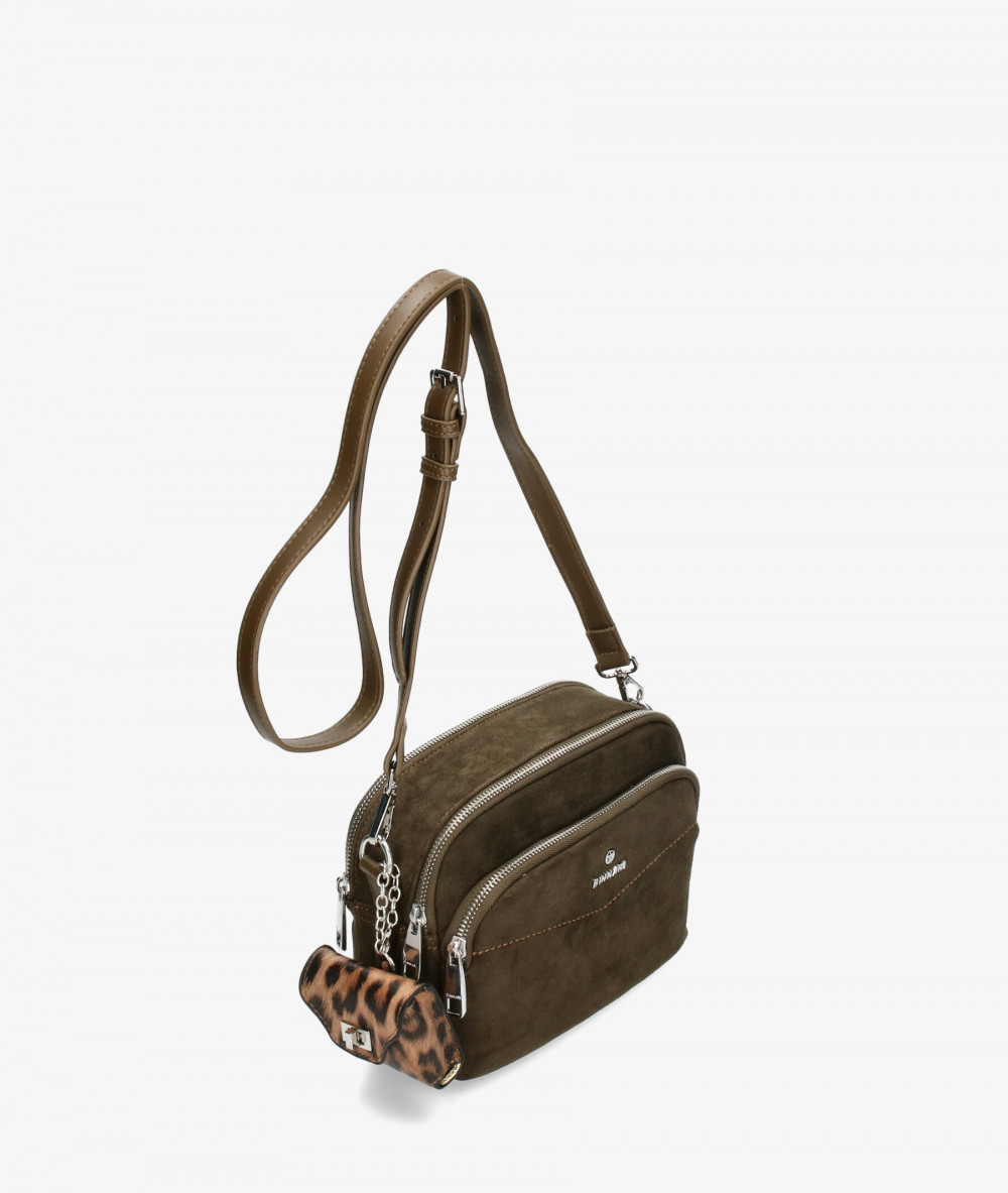 Elevate your look! Our Bag collection a combination of design, quality and comfort for your daily outfits