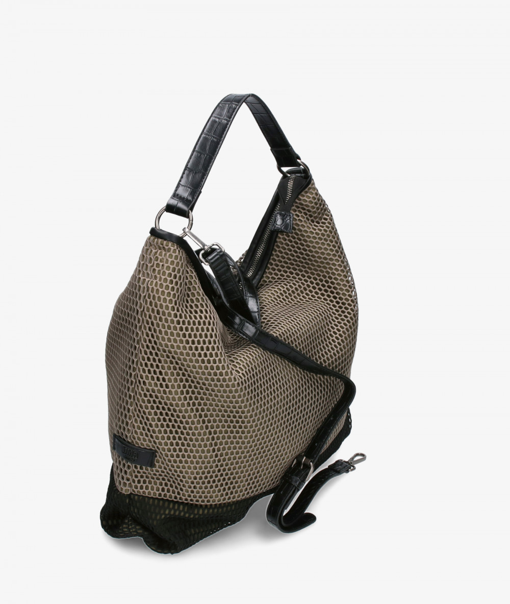 Elevate your look! Our Bag collection a combination of design, quality and comfort for your daily outfits