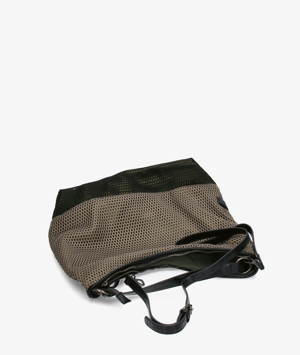 Elevate your look! Our Bag collection a combination of design, quality and comfort for your daily outfits