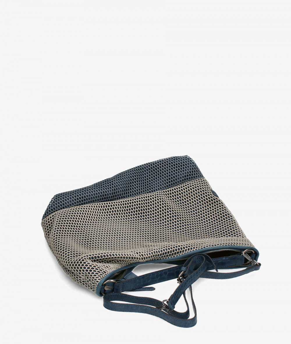 Elevate your look! Our Bag collection a combination of design, quality and comfort for your daily outfits