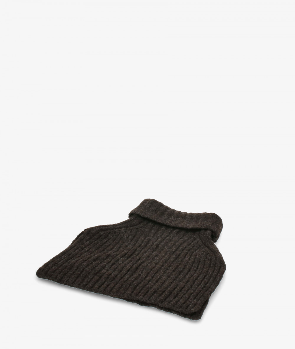 Elevate your look! Our Clothing collection a combination of design, quality and comfort for your daily outfits