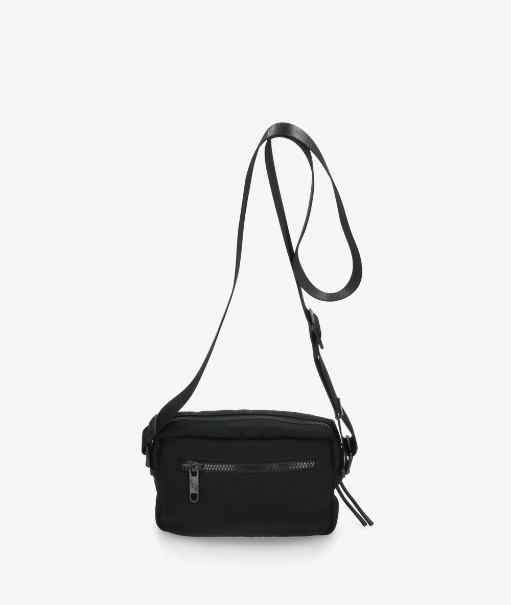 Elevate your look! Our Bag collection a combination of design, quality and comfort for your daily outfits