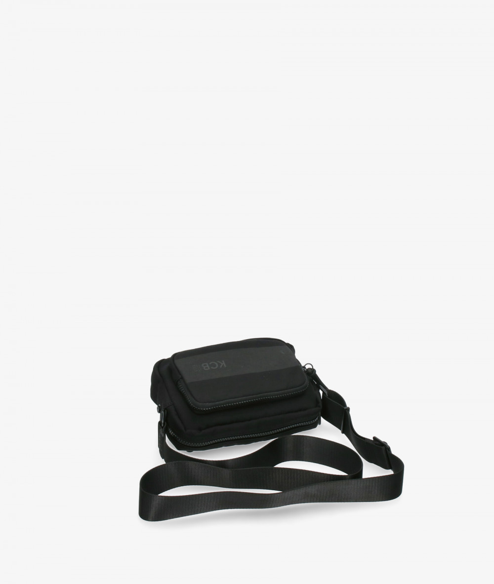 Elevate your look! Our Bag collection a combination of design, quality and comfort for your daily outfits