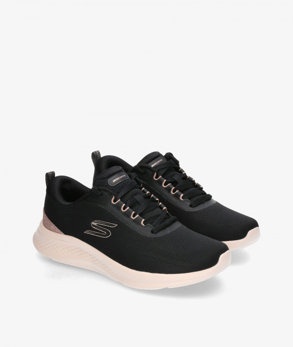 Deportivos Skechers 150629 en negro