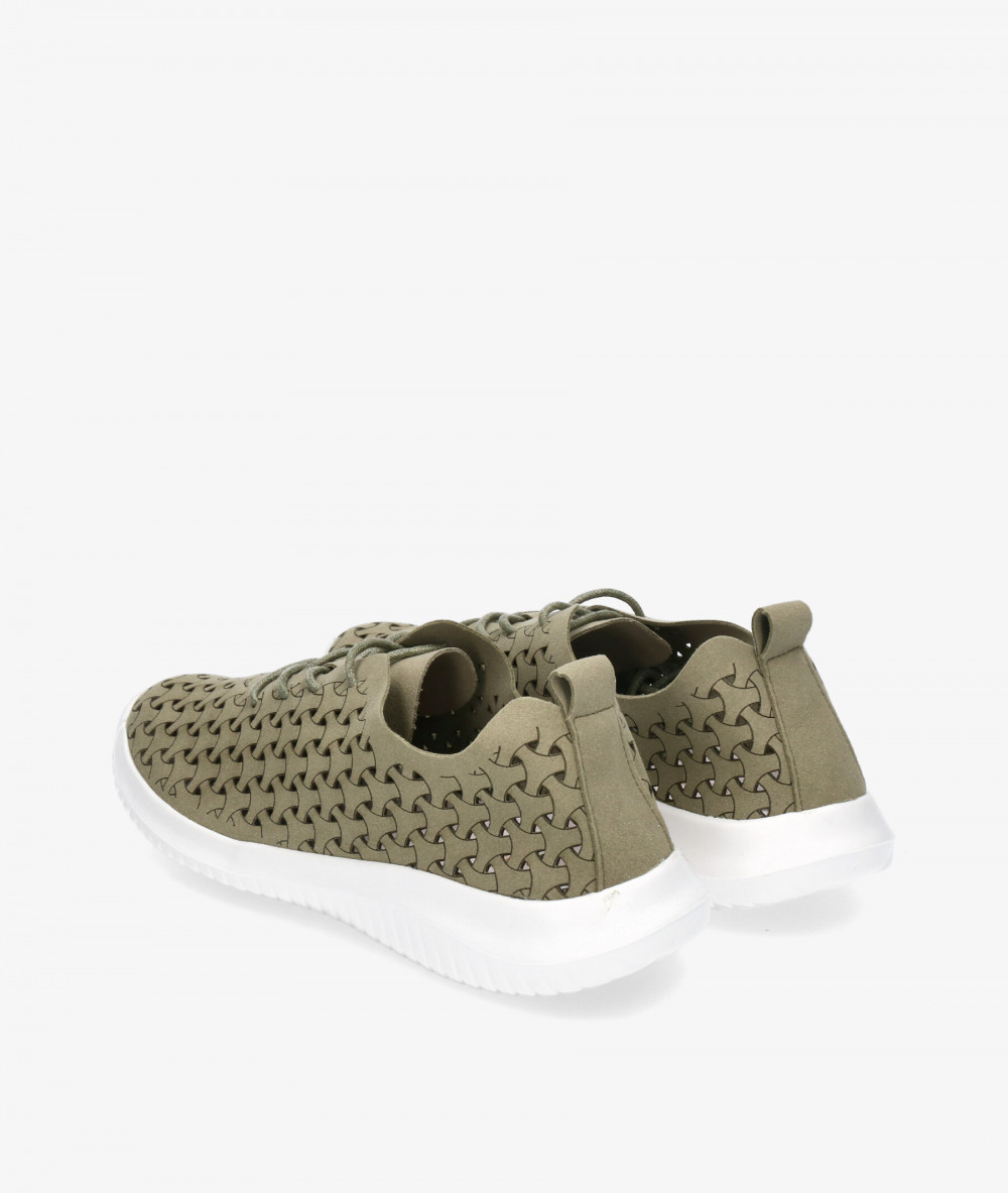 Deportivos EOLIGEROS  LIBERTE en caki