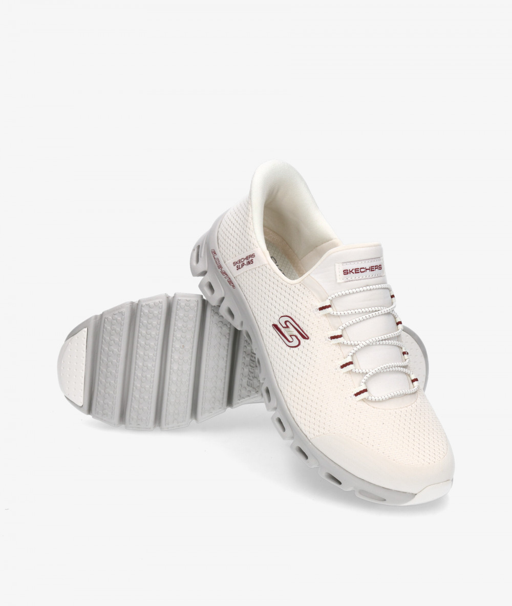 Deportivos Skechers 104557 en blanco