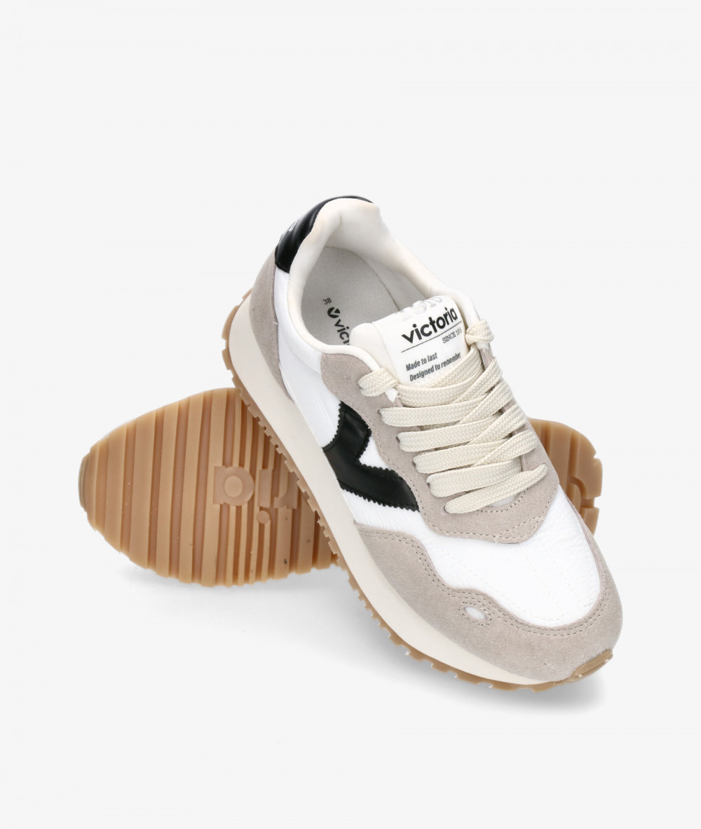 Deportivos Victoria  1157106 en blanco