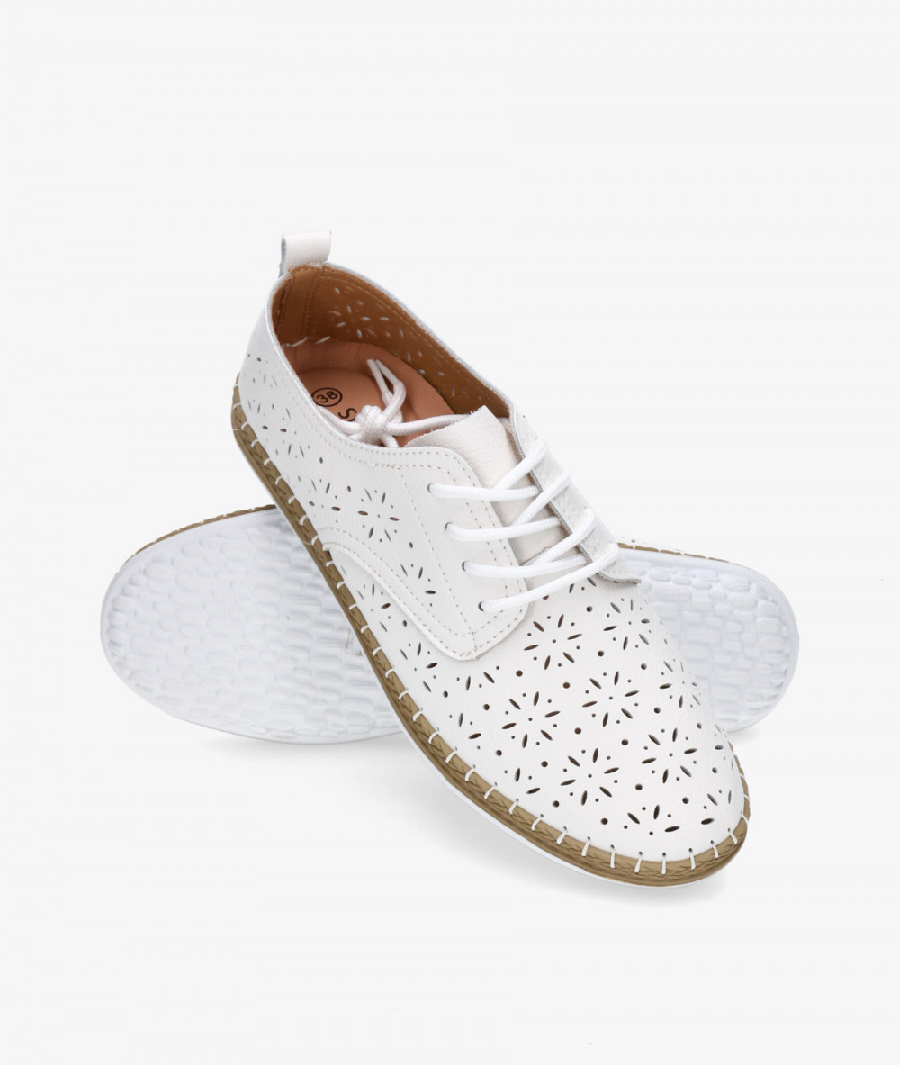 Zapatos confort St. Gallen YUTE BLUCHER en blanco