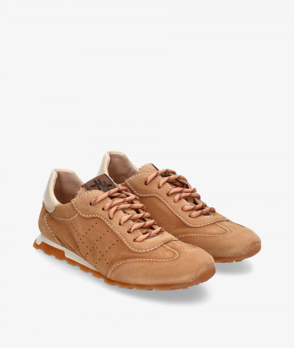 Deportivos Hispanitas  HV264502 en serraje camel