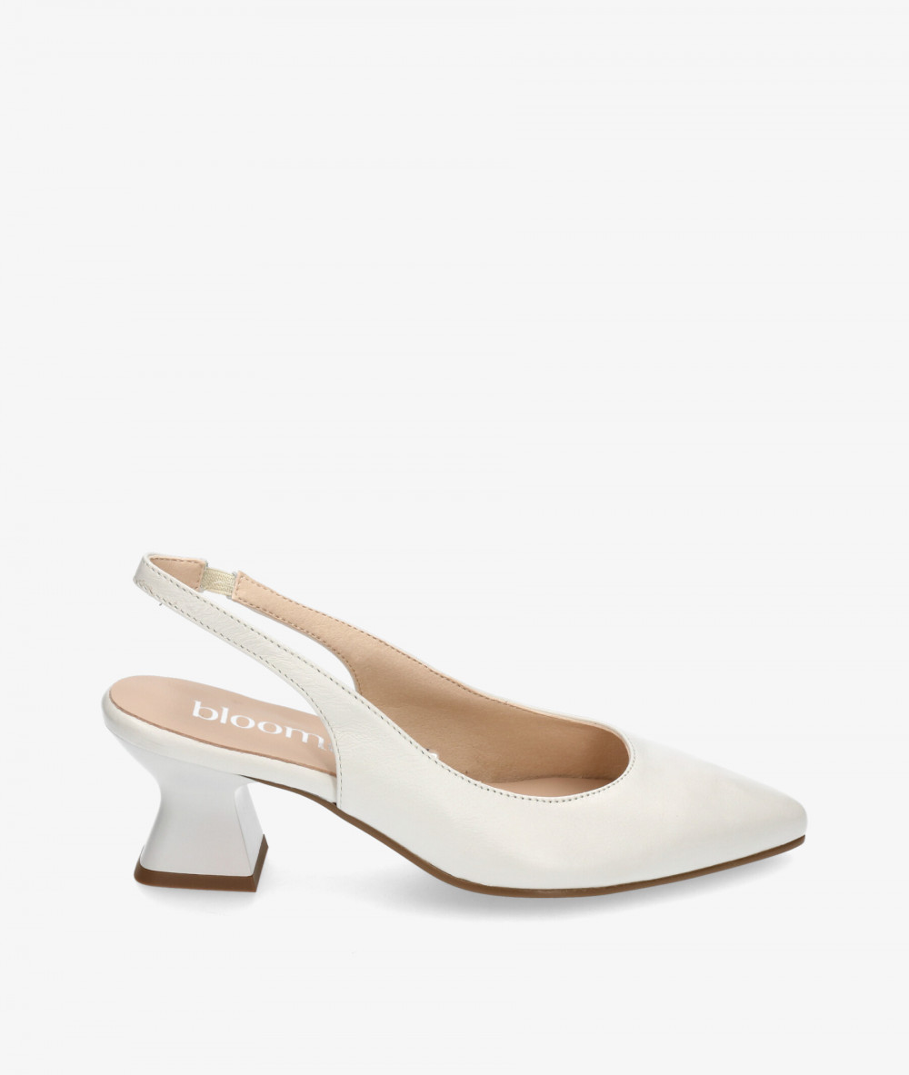 bloom&you Dress medium heel shoes LILY in off-white