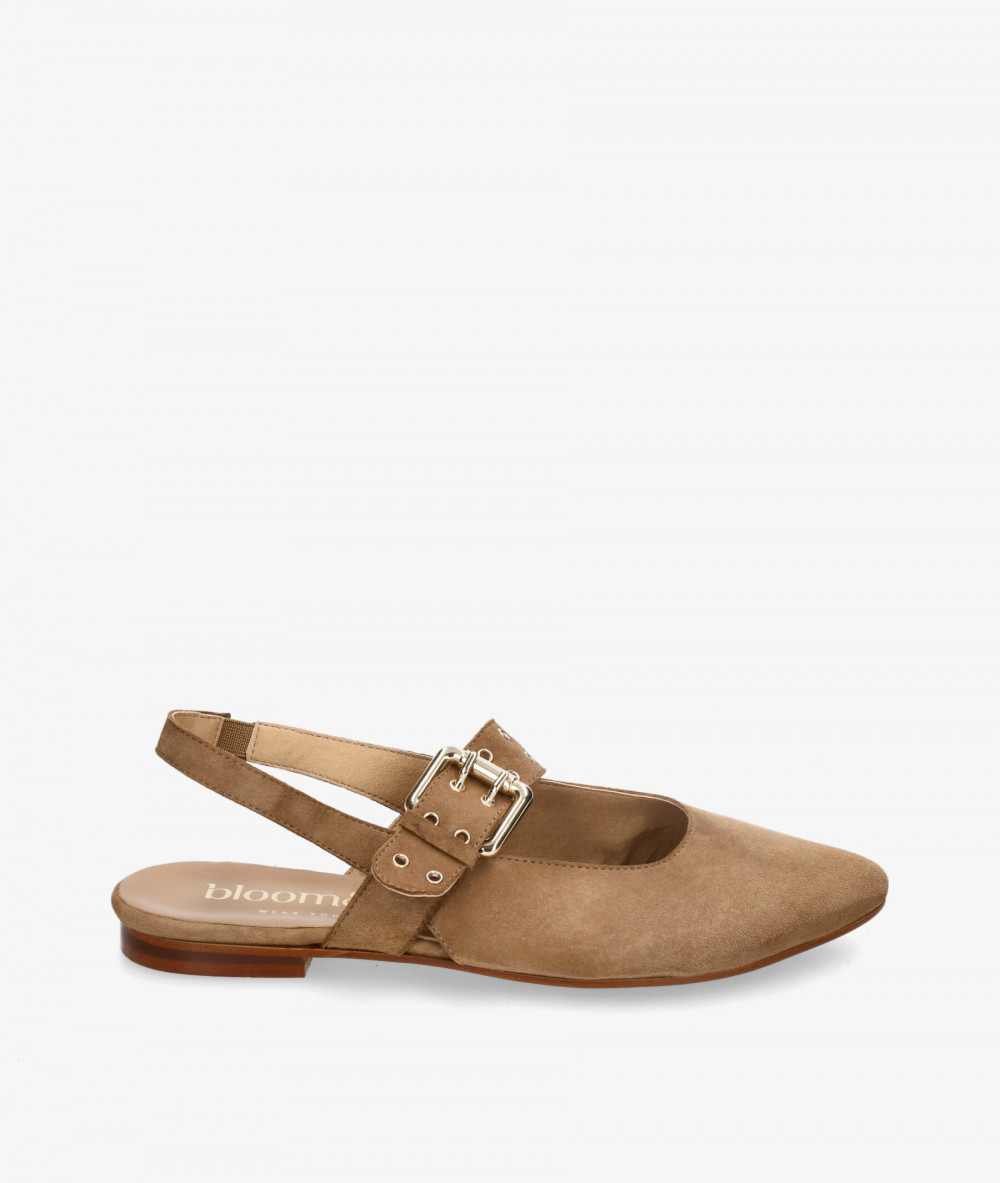 bloom&you Dress low heel shoes GINA in camel suede