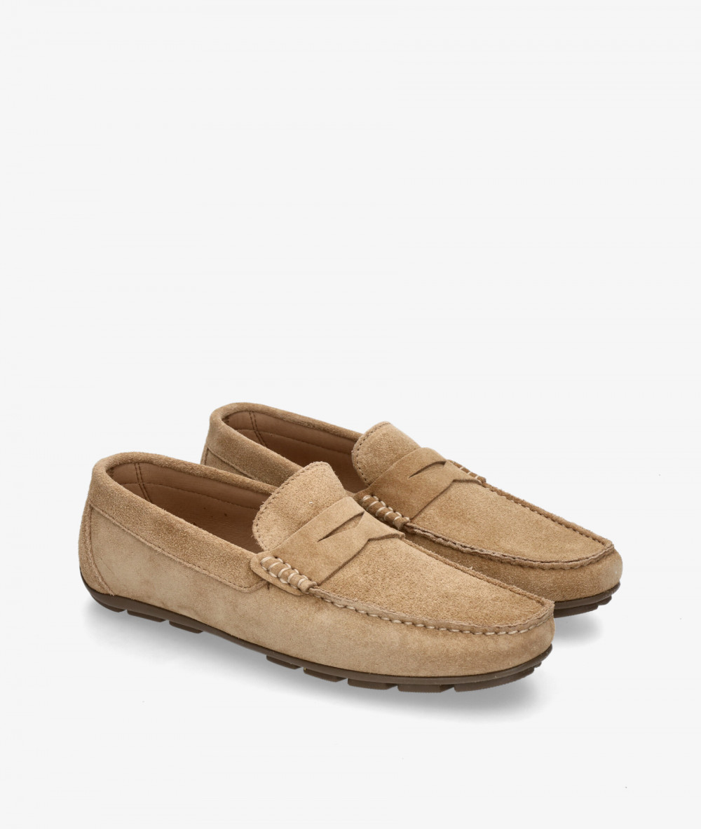 Traveris Loafers 33720 in taupe split suede
