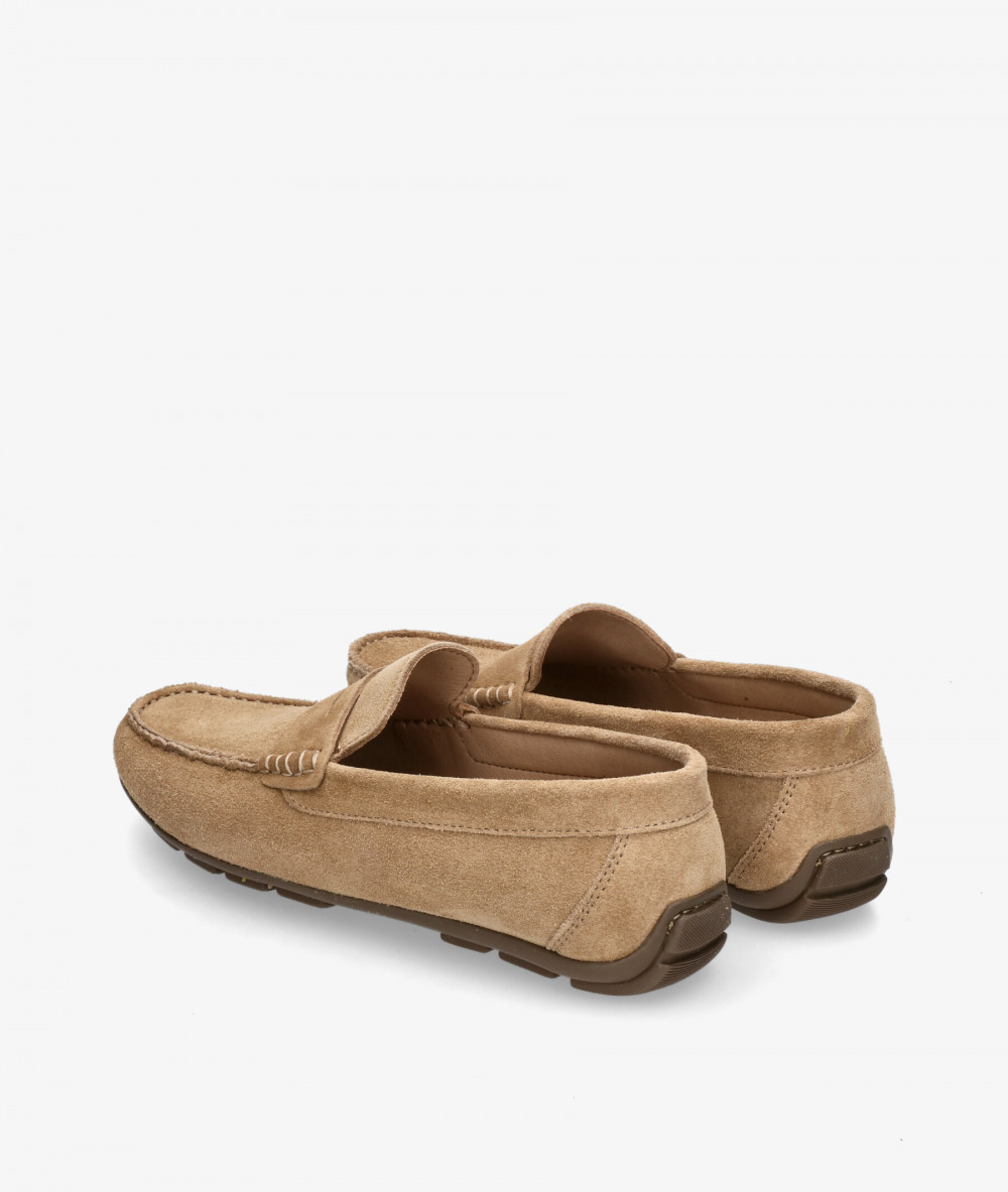 Traveris Loafers 33720 in taupe split suede