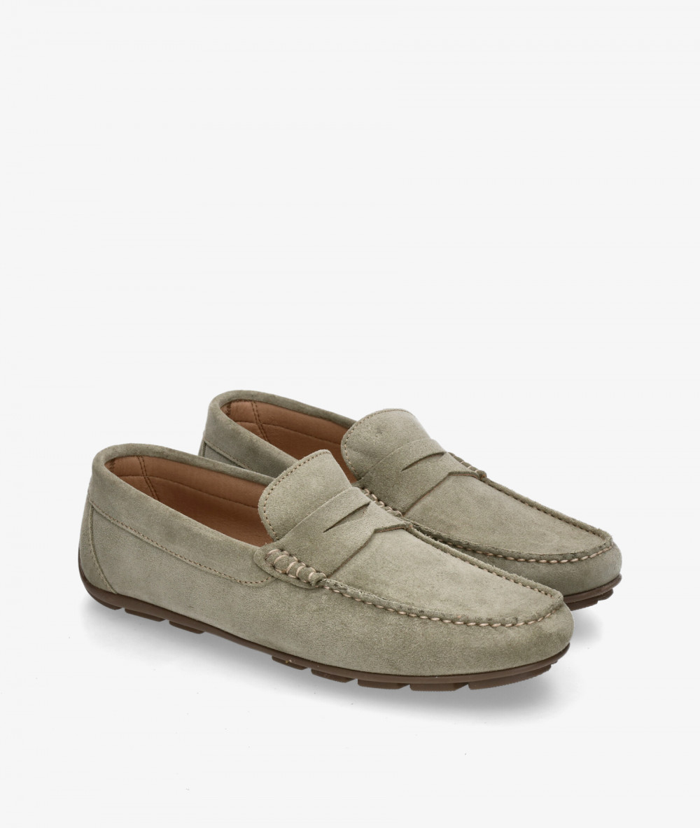 Traveris Loafers 33720 in kaki split suede