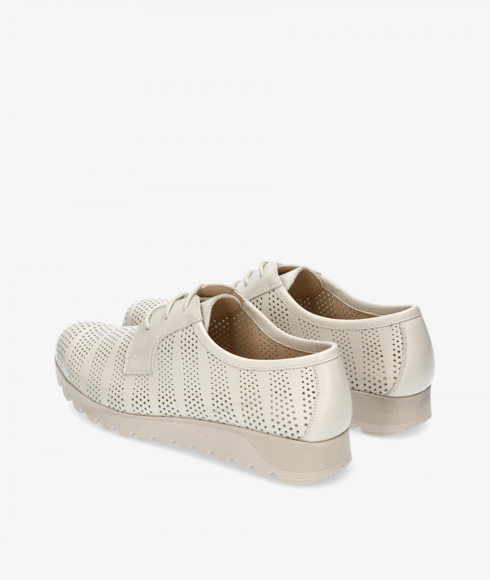 Zapatos inglés Kénnebec 8210 PICADO TAIPAN en hueso