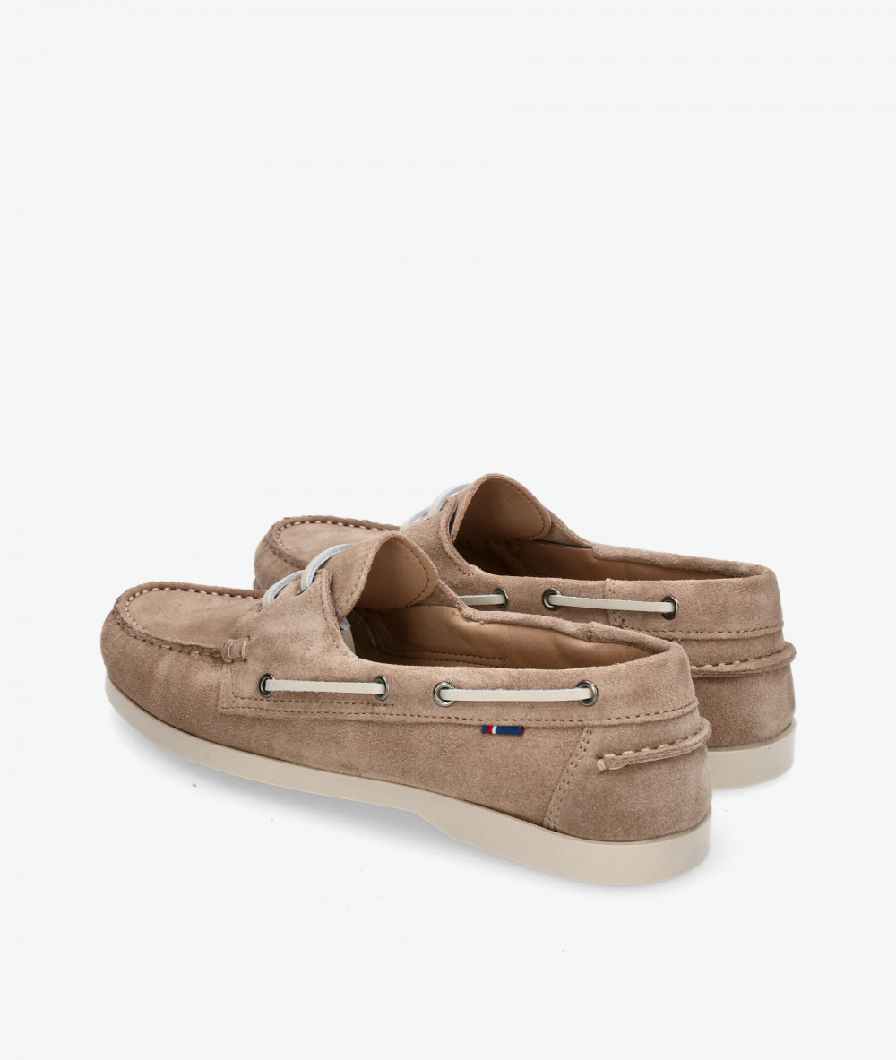 Traveris Nautical shoes 87924 in stone split suede